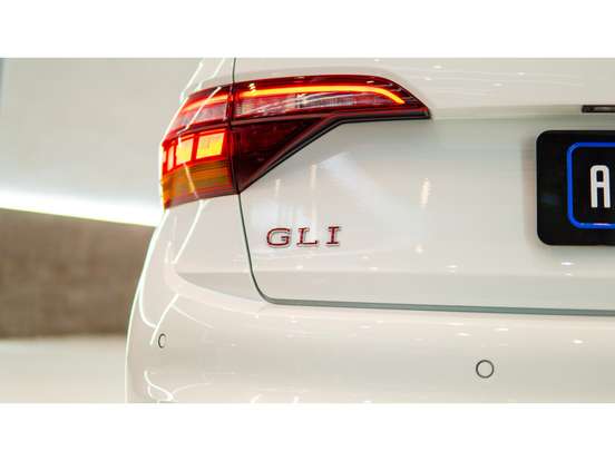 VOLKSWAGEN-JETTA-2.0 350 TSI GASOLINA GLI DSG VOLKSWAGEN-JETTA-2024