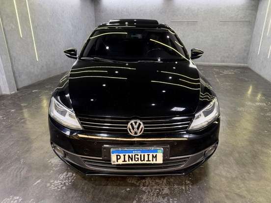 VOLKSWAGEN-JETTA-2013