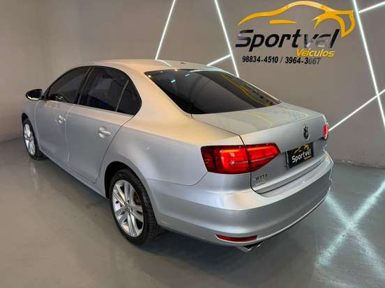 VOLKSWAGEN-JETTA-2.0 TSI HIGHLINE 211CV GASOLINA 4P TIPTRONIC VOLKSWAGEN-JETTA-2015