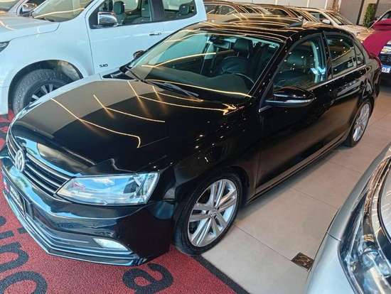 VOLKSWAGEN-JETTA-2016
