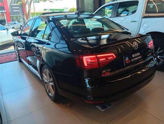 VOLKSWAGEN-JETTA-2016