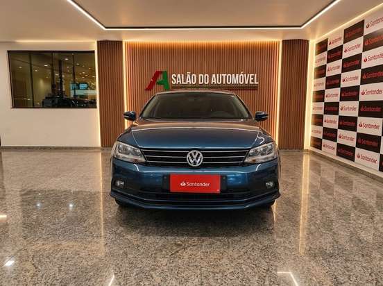 VOLKSWAGEN-JETTA-2017
