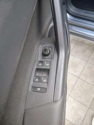 VOLKSWAGEN-NIVUS-1.0 200 TSI TOTAL FLEX HIGHLINE AUTOMÁTICO VOLKSWAGEN-NIVUS-2025