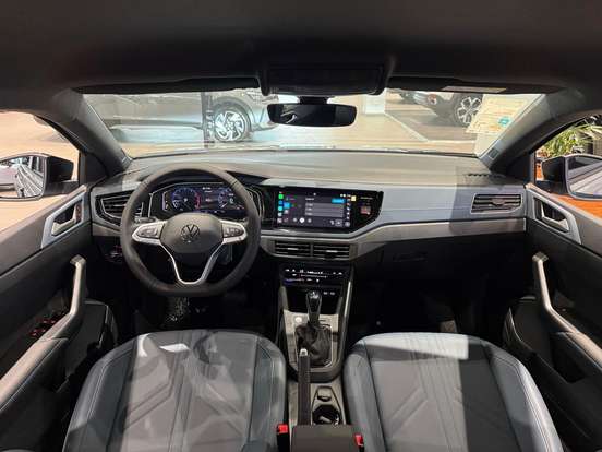 VOLKSWAGEN-NIVUS-1.0 200 TSI TOTAL FLEX HIGHLINE AUTOMÁTICO VOLKSWAGEN-NIVUS-2026