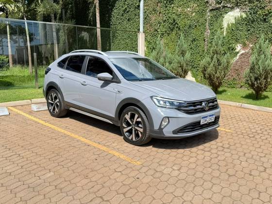 VOLKSWAGEN NIVUS 1.0 200 TSI TOTAL FLEX HIGHLINE AUTOMÁTICO