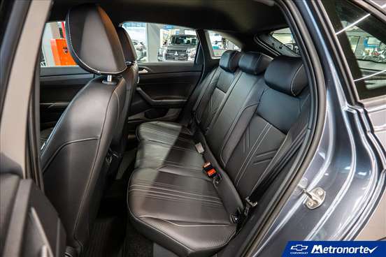 VOLKSWAGEN-NIVUS-1.0 200 TSI TOTAL FLEX HIGHLINE AUTOMÁTICO VOLKSWAGEN-NIVUS-2025