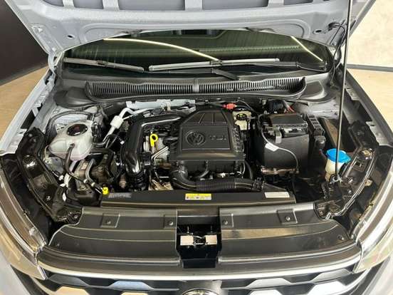 VOLKSWAGEN-NIVUS-1.0 200 TSI TOTAL FLEX HIGHLINE AUTOMÁTICO VOLKSWAGEN-NIVUS-2021
