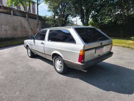 VOLKSWAGEN-PARATI-1995