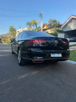 VOLKSWAGEN-PASSAT-2018