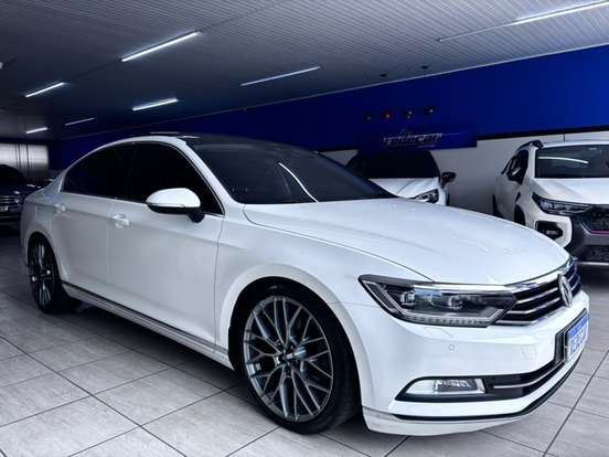 VOLKSWAGEN-PASSAT-2018