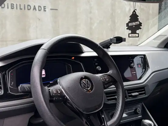 VOLKSWAGEN-POLO-1.0 200 TSI HIGHLINE AUTOMÁTICO VOLKSWAGEN-POLO-2019