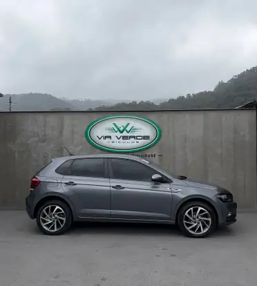 VOLKSWAGEN-POLO-2019