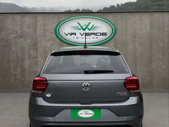 VOLKSWAGEN-POLO-1.0 200 TSI HIGHLINE AUTOMÁTICO VOLKSWAGEN-POLO-2019