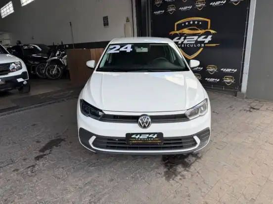 VOLKSWAGEN-POLO-2023