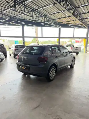 VOLKSWAGEN-POLO-2021