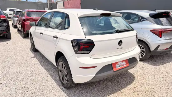 VOLKSWAGEN-POLO-2025