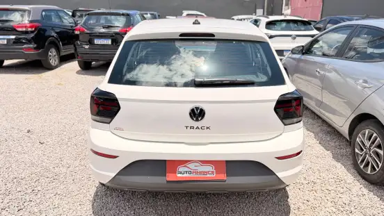 VOLKSWAGEN-POLO-2025