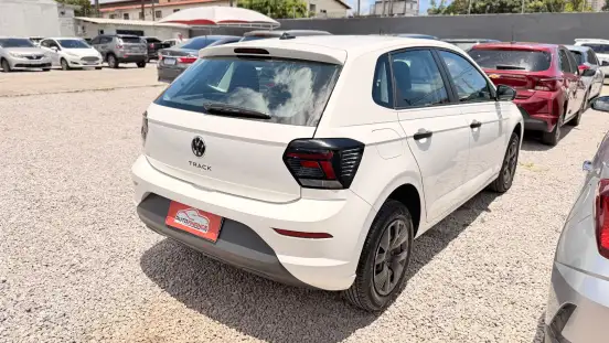VOLKSWAGEN-POLO-2025
