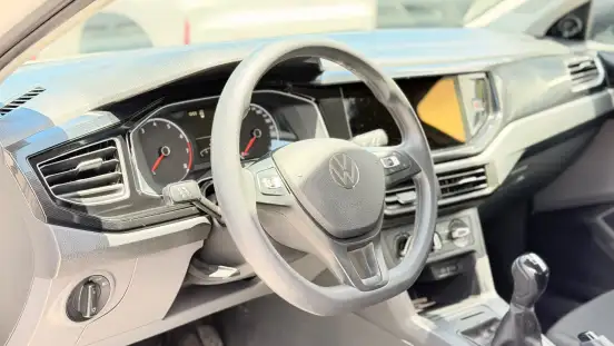 VOLKSWAGEN-POLO-2025