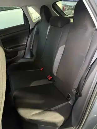VOLKSWAGEN-POLO-2023