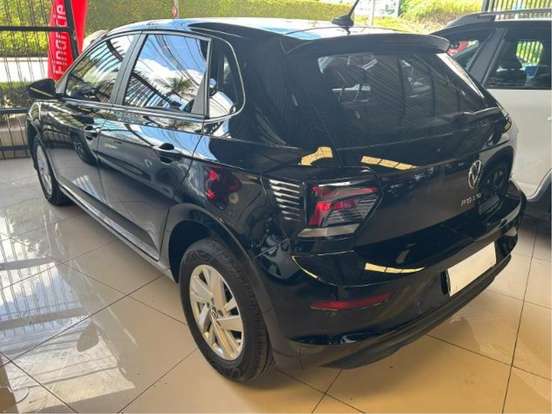 VOLKSWAGEN-POLO-2025