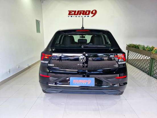 VOLKSWAGEN-POLO-2024
