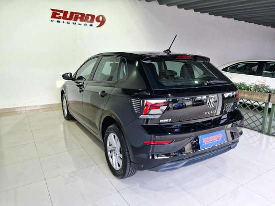 VOLKSWAGEN-POLO-2024