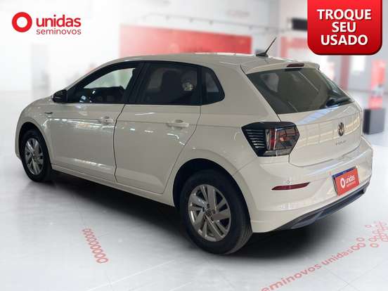 VOLKSWAGEN-POLO-2024