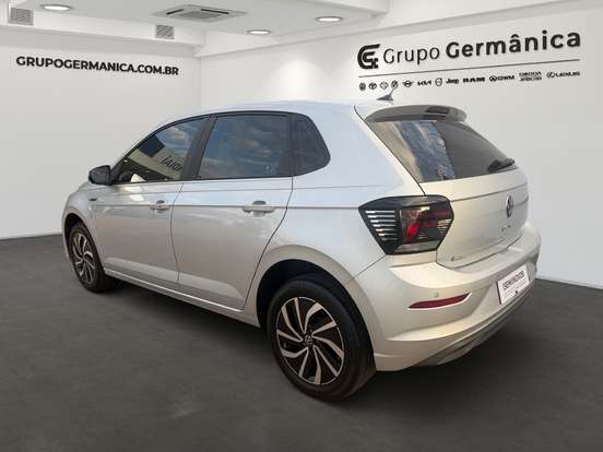 VOLKSWAGEN-POLO-2025