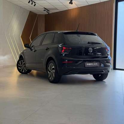 VOLKSWAGEN-POLO-2023