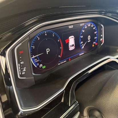 VOLKSWAGEN-POLO-2023