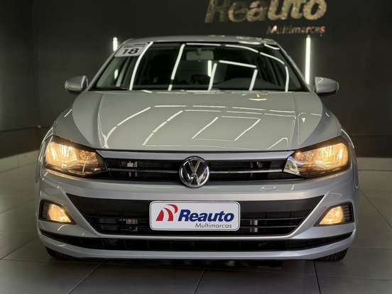 VOLKSWAGEN-POLO-1.0 200 TSI COMFORTLINE AUTOMÁTICO VOLKSWAGEN-POLO-2018