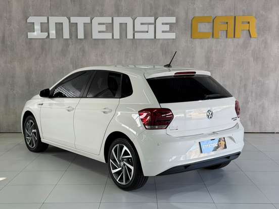 VOLKSWAGEN-POLO-2019