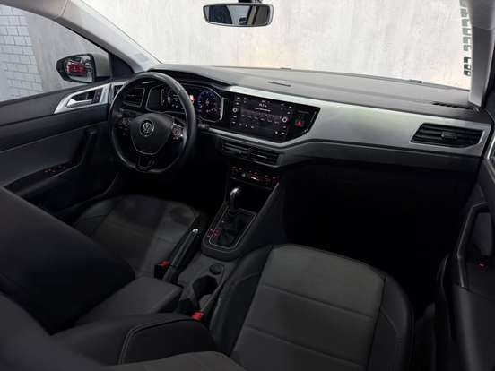 VOLKSWAGEN-POLO-1.0 200 TSI HIGHLINE AUTOMÁTICO VOLKSWAGEN-POLO-2019