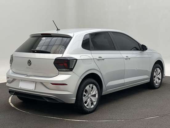 VOLKSWAGEN-POLO-2024