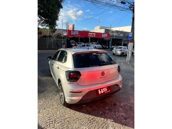 VOLKSWAGEN-POLO-2023