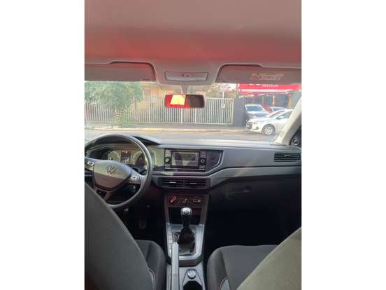VOLKSWAGEN-POLO-2023