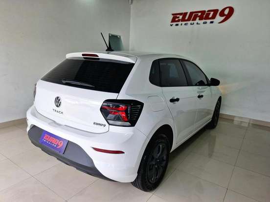 VOLKSWAGEN-POLO-2025
