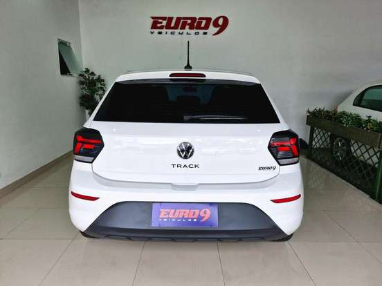 VOLKSWAGEN-POLO-2025