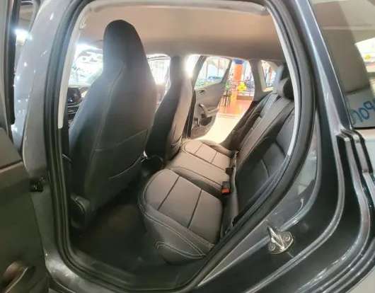 VOLKSWAGEN-POLO-2025
