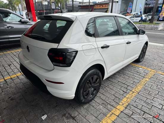 VOLKSWAGEN-POLO-2024