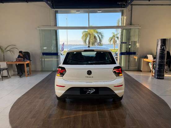 VOLKSWAGEN-POLO-2025