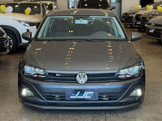 VOLKSWAGEN-POLO-2018