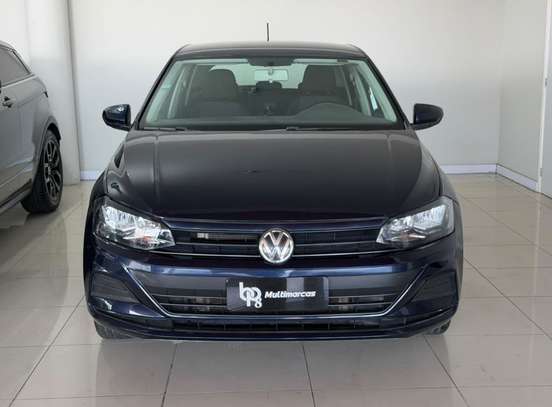 VOLKSWAGEN-POLO-2018