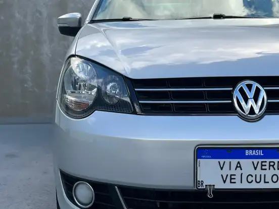 VOLKSWAGEN-POLO SEDAN-1.6 MI COMFORTLINE 8V FLEX 4P MANUAL VOLKSWAGEN-POLO SEDAN-2012