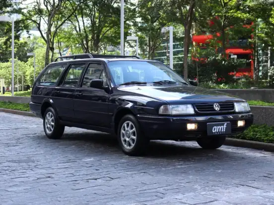 VOLKSWAGEN-QUANTUM-1.8 I CL 8V GASOLINA 4P MANUAL VOLKSWAGEN-QUANTUM-1995