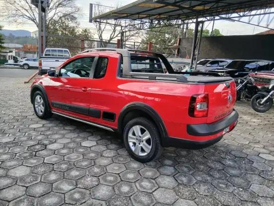 VOLKSWAGEN-SAVEIRO-2011
