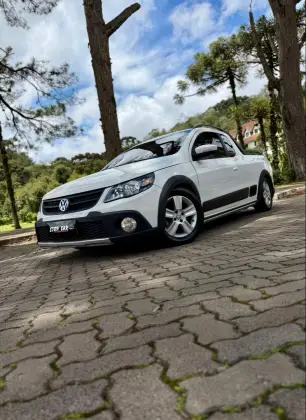 VOLKSWAGEN SAVEIRO 1.6 CROSS CE 8V FLEX 2P MANUAL