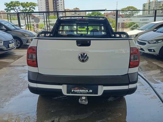 VOLKSWAGEN-SAVEIRO-2011