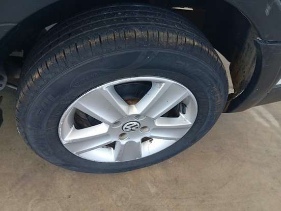 VOLKSWAGEN-SAVEIRO-1.6 CROSS CE 8V FLEX 2P MANUAL VOLKSWAGEN-SAVEIRO-2011